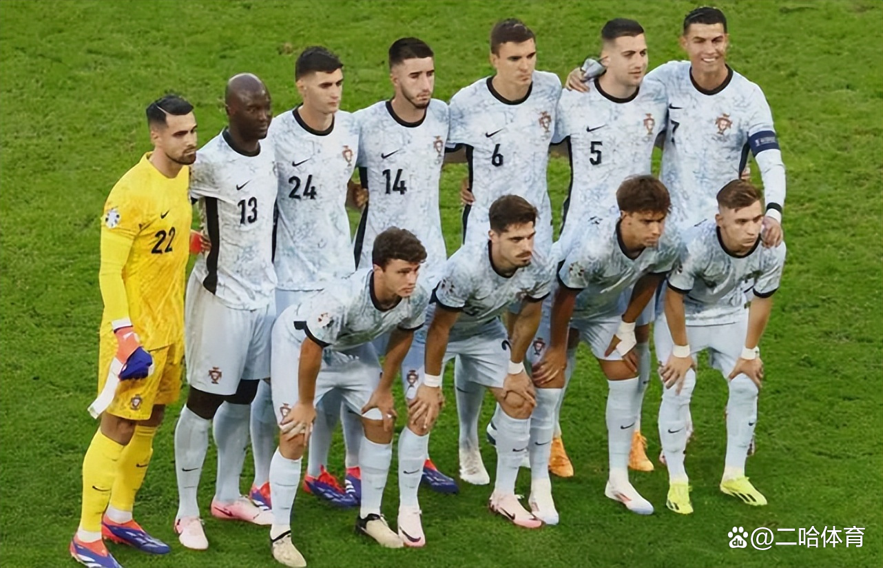 葡萄牙大胜克罗地亚取得胜利,贝尔纳多阿诺尔多稳定发挥 葡萄牙大胜克罗地亚取得胜利,贝尔纳多阿诺尔多稳定发挥