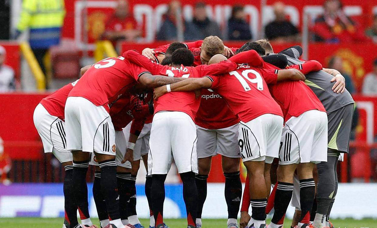 曼联逆袭，客场比击败对手，豪取三分的简单介绍